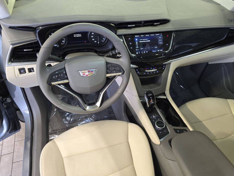 2023 Cadillac XT6 Premium Luxury