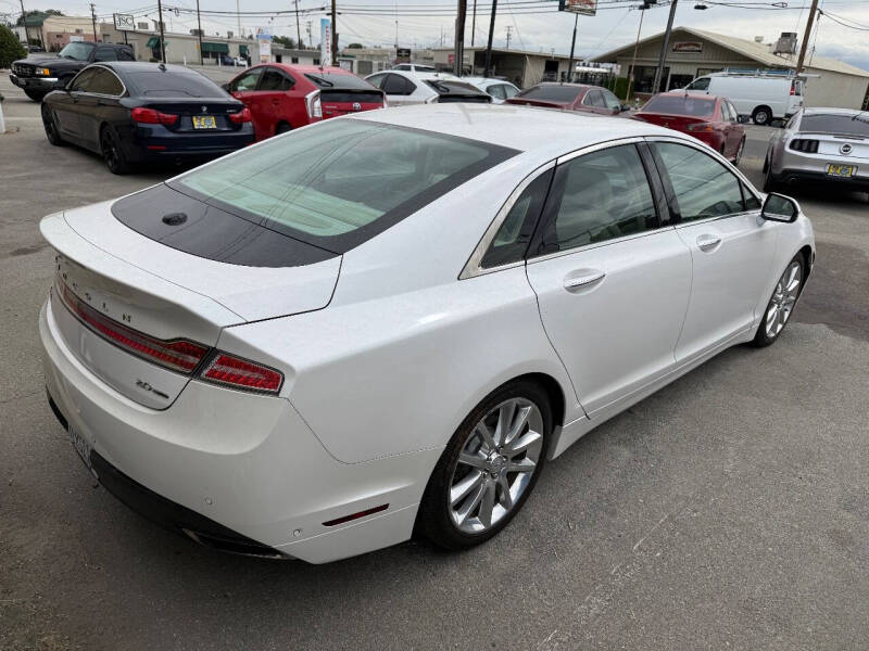 2014 Lincoln MKZ