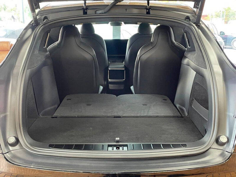 2022 Tesla Model X Plaid