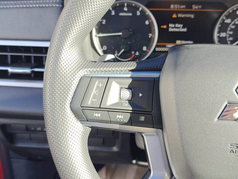 2025 Mitsubishi Outlander ES