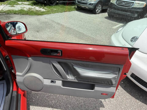 2005 Volkswagen New Beetle Convertible GLS