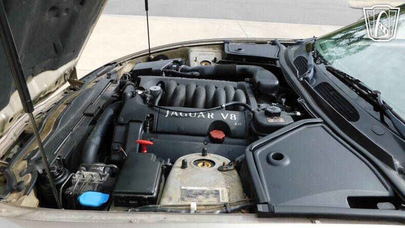 2000 Jaguar XK-Series XK8