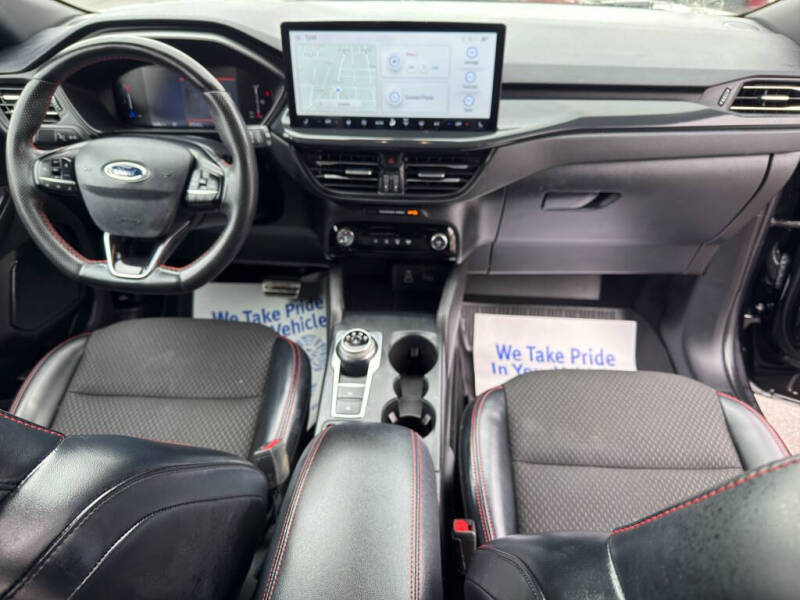 2024 Ford Escape Hybrid ST-Line Select