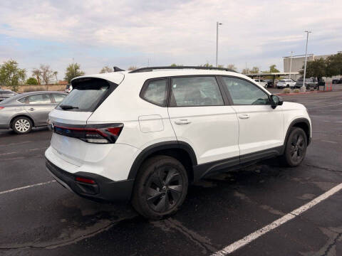 2025 Volkswagen Taos S