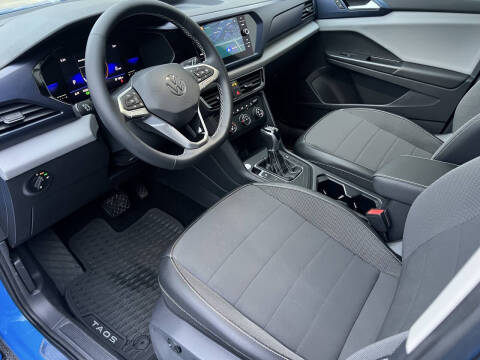 2022 Volkswagen Taos SE
