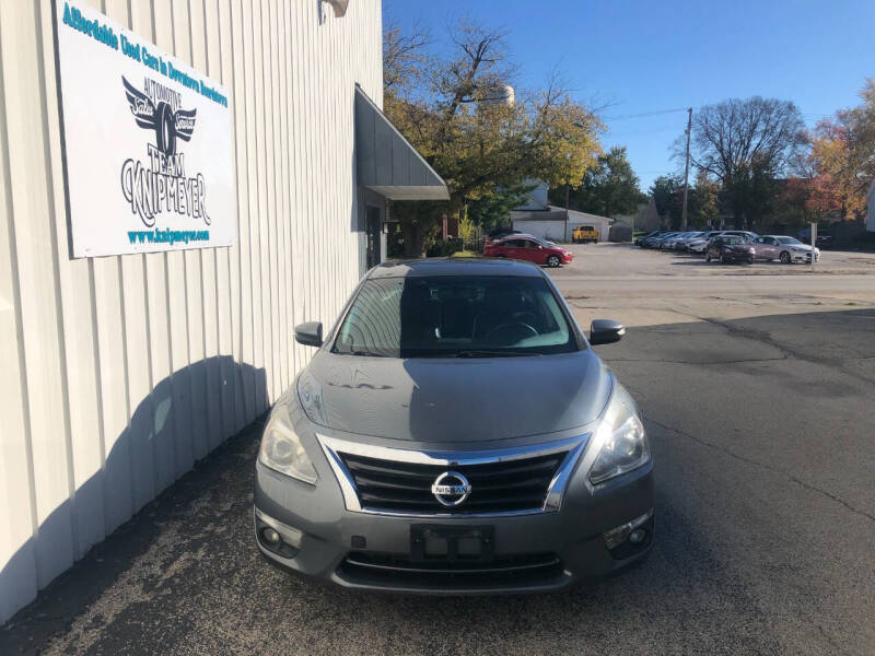 Used 2015 Nissan Altima SL with VIN 1N4AL3APXFN886791 for sale in Beardstown, IL