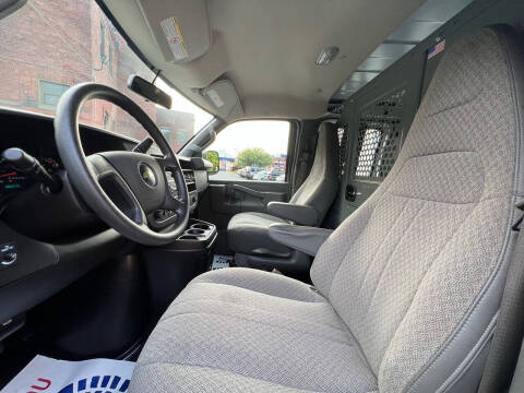 2018 Chevrolet Express 2500