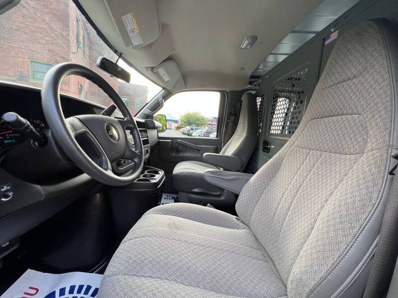 2018 Chevrolet Express 2500