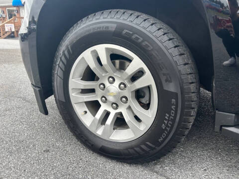 2017 Chevrolet Suburban LT