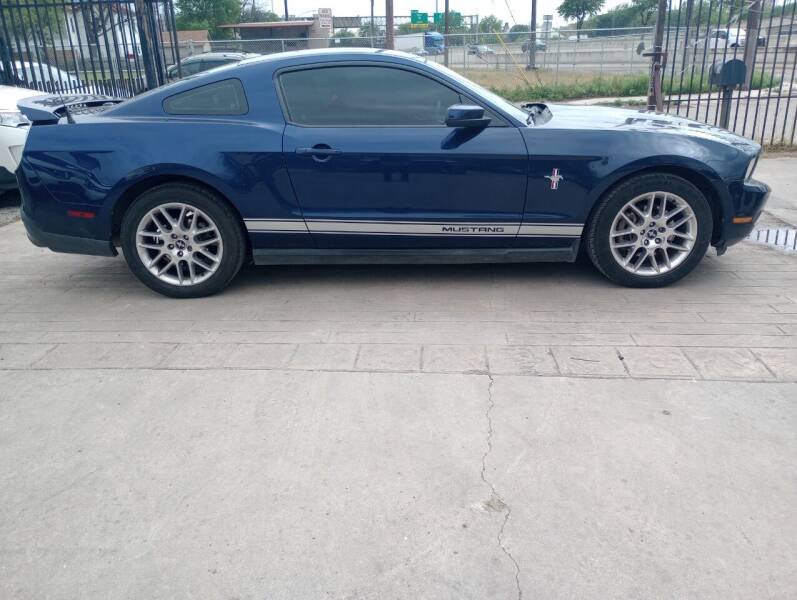 2012 Ford Mustang for sale at AUTOTEX FINANCIAL in San Antonio TX