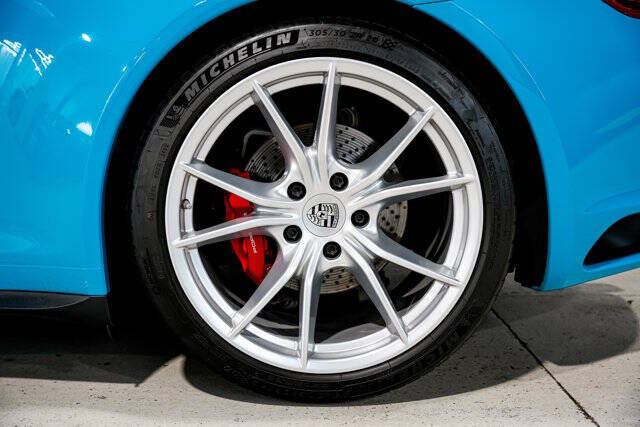 2018 Porsche 911 Carrera 4S