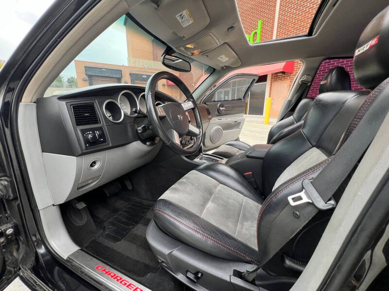 2006 Dodge Charger SRT-8