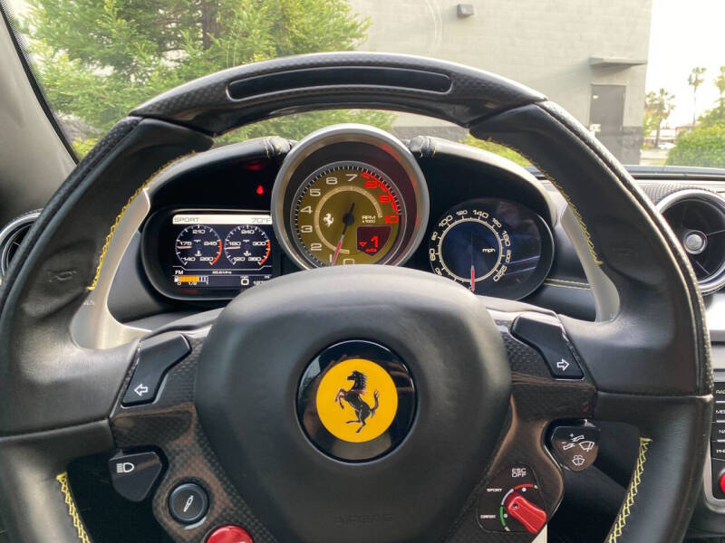 2016 Ferrari California T