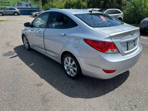 2014 Hyundai Accent GLS
