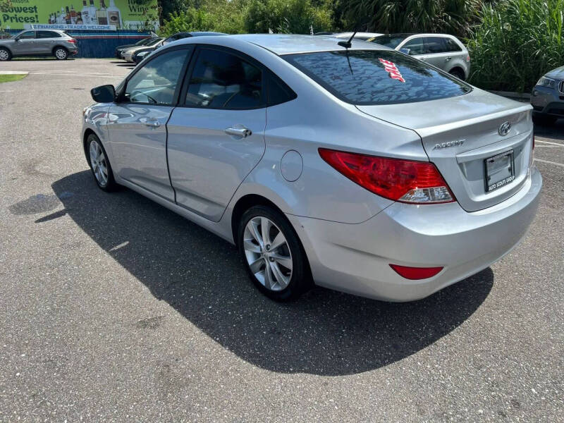 2014 Hyundai Accent GLS