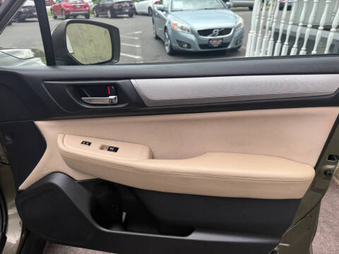 2015 Subaru Outback 2.5i Premium