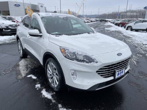 2022 Ford Escape Titanium