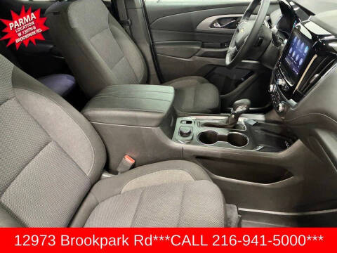 2023 Chevrolet Traverse LT Cloth