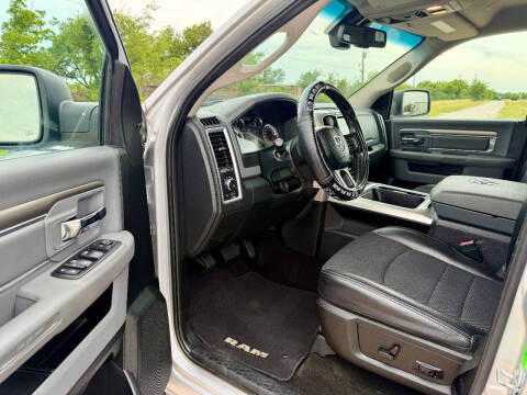 2017 RAM 1500 Lone Star Silver