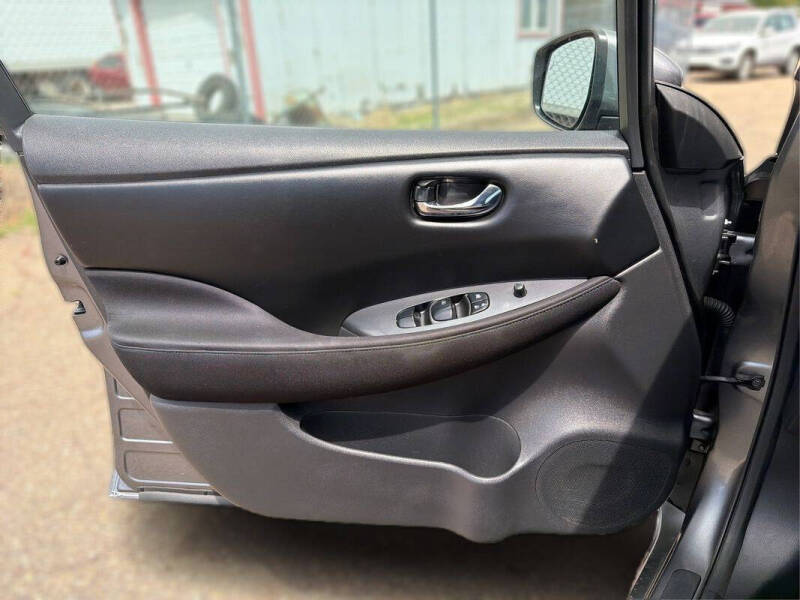 2020 Nissan LEAF S PLUS