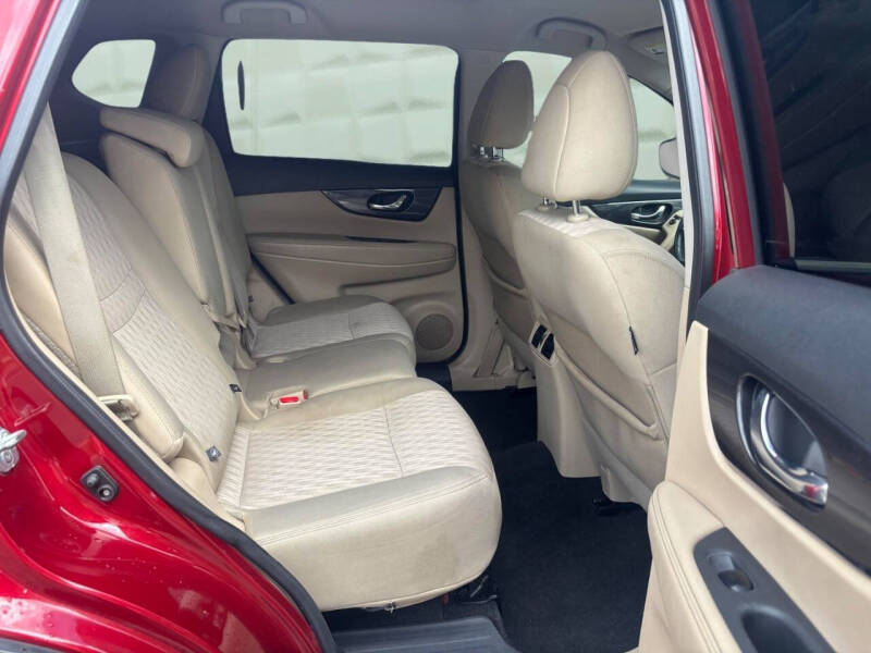 2018 Nissan Rogue SV