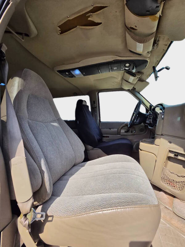 1998 GMC Safari SLE