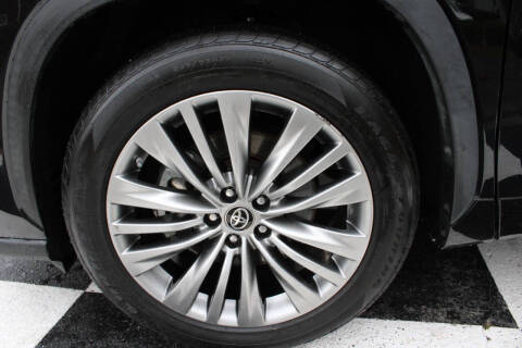 2021 Toyota Highlander Platinum