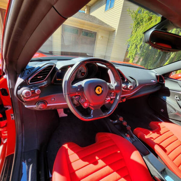 2020 Ferrari 488 Pista