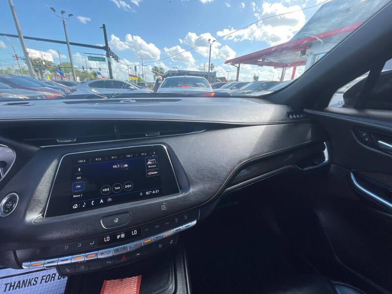2019 Cadillac XT4 Sport