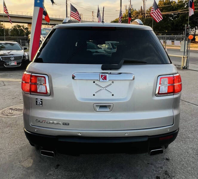 2008 Saturn Outlook XR