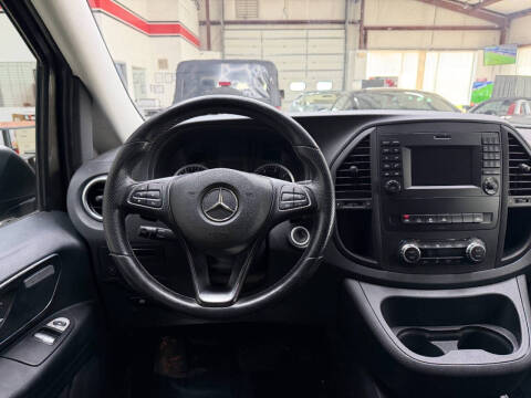2016 Mercedes-Benz Metris Passenger