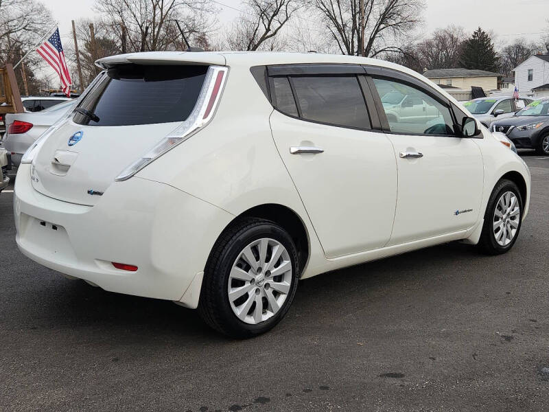 2017 Nissan LEAF S