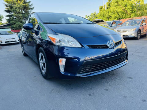 2014 Toyota Prius Three