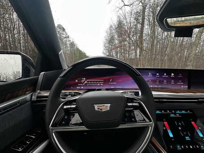 2026 Cadillac Escalade Platinum Sport