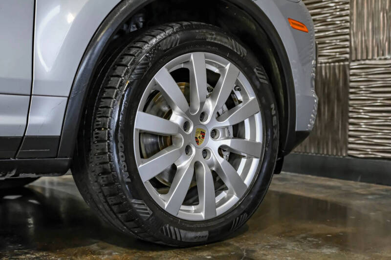 2017 Porsche Cayenne S