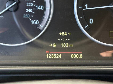 2014 BMW 5 Series 528i
