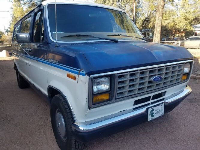 1987 Ford E-150 XLT
