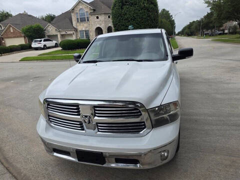 2016 RAM 1500 SLT