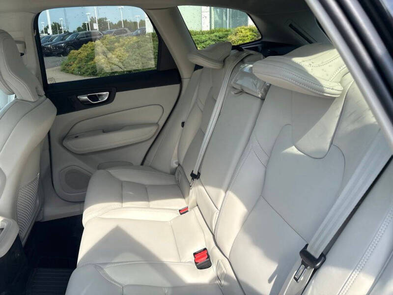 2026 Volvo XC60 T8 Ultra