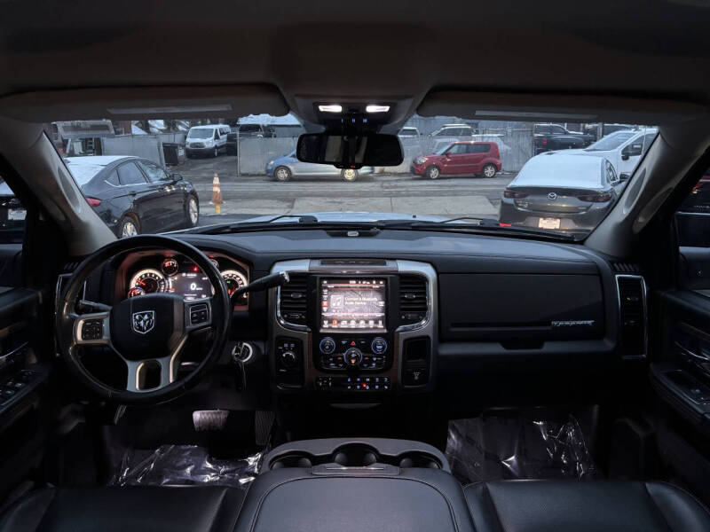 2016 RAM 2500 Laramie