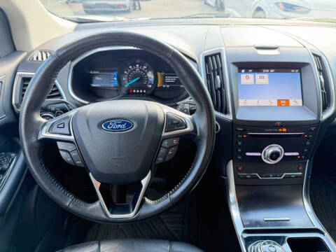 2019 Ford Edge Titanium