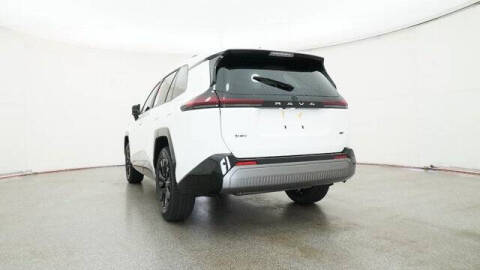 2026 Toyota RAV4 SE