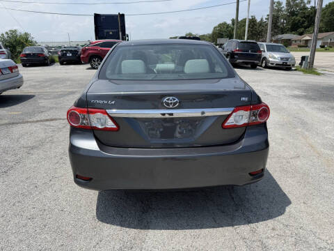 2013 Toyota Corolla LE