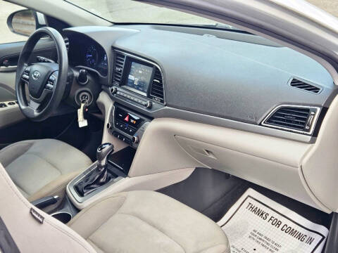 2018 Hyundai Elantra SEL