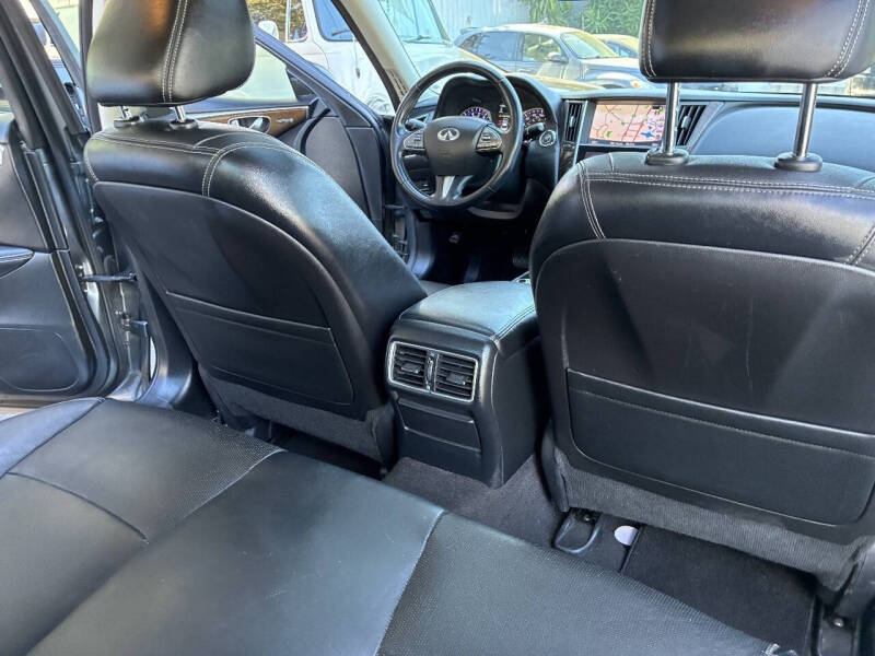2015 Infiniti Q50 Premium