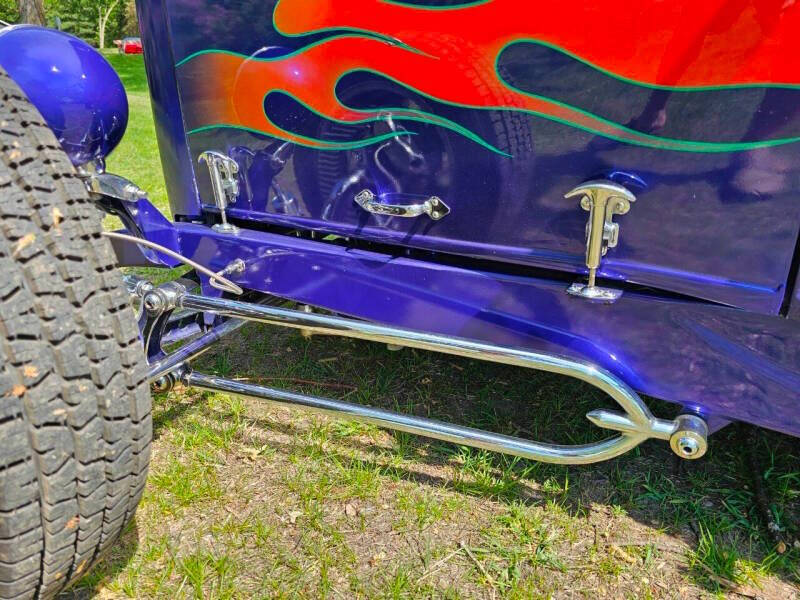 1932 Ford Highboy 190