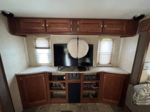 2009 FOR SALE!!! Fleeteood Prowler 270RLS