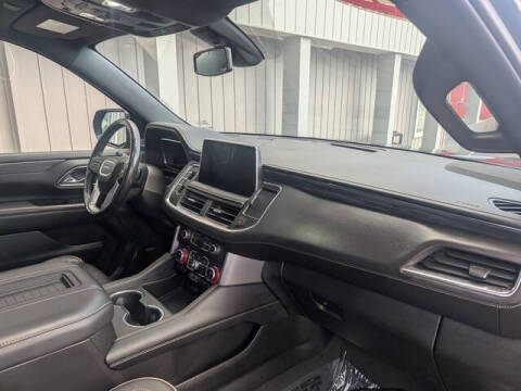 2022 GMC Yukon XL SLT