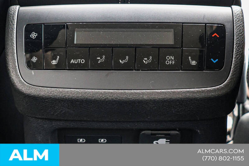 2024 Nissan Pathfinder Platinum