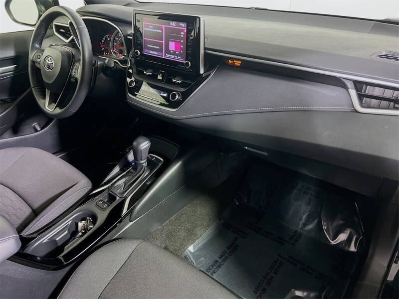 2022 Toyota Corolla Hatchback SE Nightshade Edition